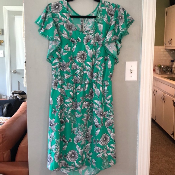 Green Floral Flutter Sleeve Dress - Picture 1 of 4
